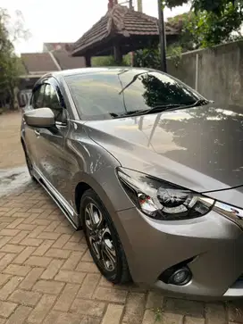 Mazda 2 2016 Bensin