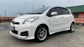 Pajak Panjang - Toyota Yaris 1.5 S Bensin-MT 2013