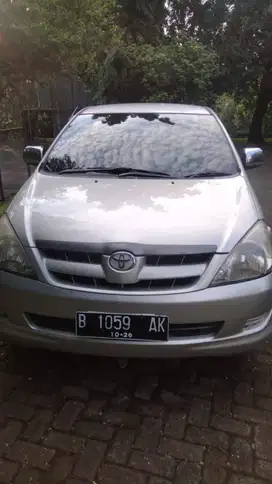 Dijual Cepat: Toyota Innova 2006 - Gold