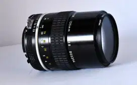 Nikon Nikkor AI/AIS Manual Lens 135mm f2.8
