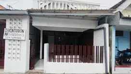 Disewakan rumah 2 kamar daerah Sawahan