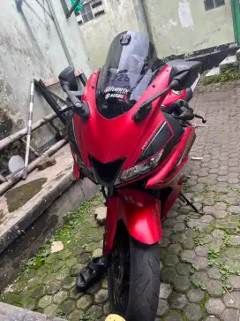 Dijual Yamaha R15 2018