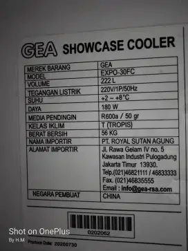 Showcase lemari pendingin GEA