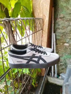 Sepatu casual OnitTiger