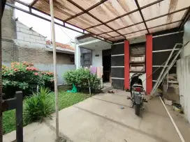 Rumah dijual di komplek Cisaranten Arcamanik Bandung