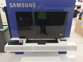 SAMSUNG QLED 4K SMART TV 43