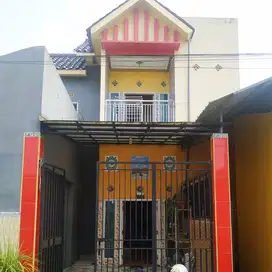 Dijual Rumah ada Kost-kost an