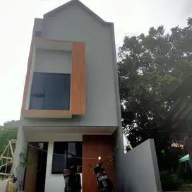 Rumah baru modern minimalis dua lantai di Cilangkap