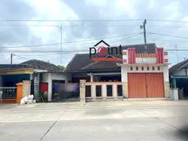 RUMAH BAGUS STRATEGIS BISA BUAT TEMPAT USAHA SRAGEN KOTA