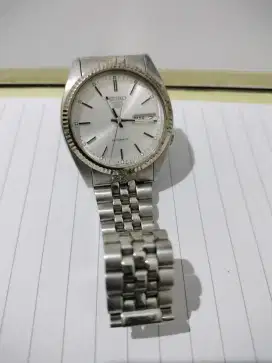 Jam tangan Seiko asli