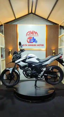 Cb 150 R  th 2015. CASH ONLY