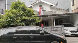 Rumah di Cluster Bintaro Jaya sektor 9