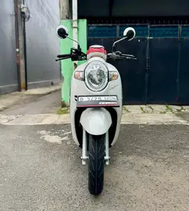 Honda Scoopy 110 CBS ISS MULUSSS Pajak Hidup Panjang