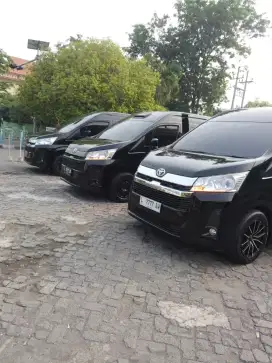 Sewa mobil tour and travel surabaya murah