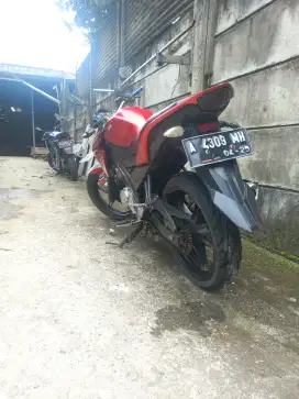 Jual motor vixon tahun 2015