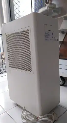 DEHUMIDIFIER MIZLU NTL-MZ989. seperti baru, sangat jarang dipakai