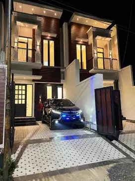 Rumah Baru Gress Minimalis Modern di Ketintang Madya Surabaya Selatan