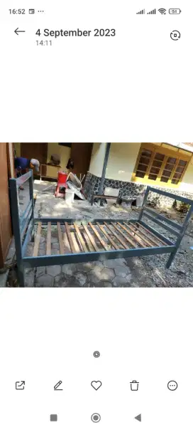 Dipan kayu bekas anak kost 90×200