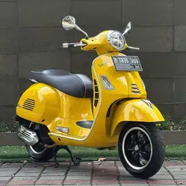 Dijual Cepat Piaggio Vespa GTS 150 4V IGET ABS LED FACELIFT TH 2019