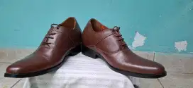 Pantofel Keeve sepatu peninggi badan