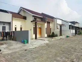 dijual rumah tipe 41/80 lokasi tempel gatak dekat jalan raya