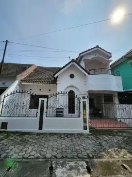 Disewakan Rumah 2 Lantai Lokasi Perumahan Cindelaras Jln Godean