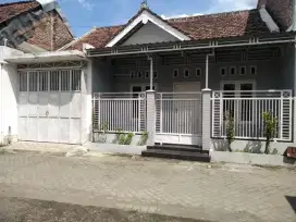 Dijual rumah Tanon dekat huko & stasiun kota tulungagung kota