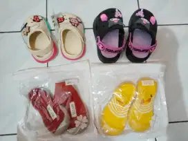 Sepatu dan sandal Bayi umur 1 tahunan