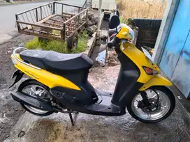 Mio sporty kuning