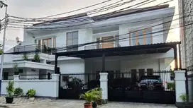 Dijual Rumah Impian Modern & Classic Siap Huni Di Pusat Kota Jakarta