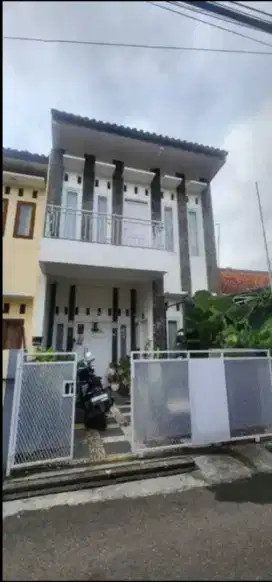 SEWA/KONTRAK RUMAH BISA UTK KANTOR,TURANGGA,BANDUNG TENGAH