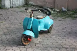 Mainan antik Vespa Gowes (vesgo)