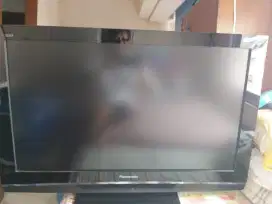 TV LCD 37 INC panasonic komplit STB