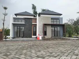 Rumah 300 JT-an Menganti dekat Surabaya Grand North