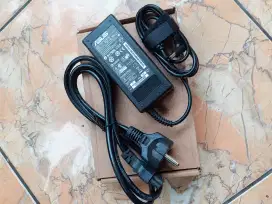 NEW Adaptor Charger Asus A43S A43M A43E 3,42A Lubang Besar
 Pedurungan