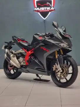 TERMURAH‼️ CBR 250RR 2018 Matte black N malang
 Mustika motoshop