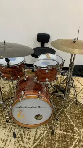 Drum Set - Custom Lokal - Merk Reason - Hybrid