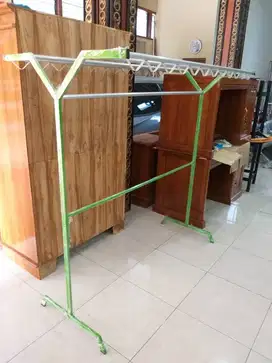 Jemuran Gawangan Hanger Gantung Baju Pakaian Berdiri Standing Besi #BT