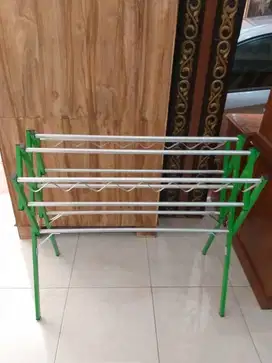 Jemuran Baju Handuk Pakaian Berdiri Standing Pendek Lipat Aluminium #B