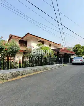 Dijual Rumah Asri Siap Huni di Komplek Cipulir Jakarta Selatan