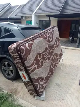 Jasa cuci kasur sofa jok mobil