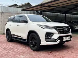 TOYOTA FORTUNER 2.8 VRZ GR SPORT 4X4 2023 TERMURAH