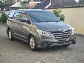 Grand Innova 2.0 V luxury matic 2014 Istimewa