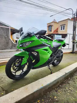 Ninja 250 fi 2015 low KM