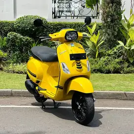 Vespa S IGET 125 FACELIFT TAHUN 2021 WARNA YELLOW PERFECT CONDITION.