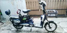 Bismillah BU Jual Cepat Sepeda Listrik merek Vita - T