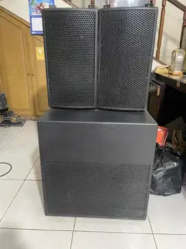 2 speaker 18 inchi , 1 subwoofer 18 inchi