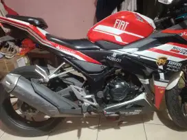 Motor honda cbr 150r facelift