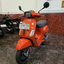 DP PROMO* VESPA S125 IGET ORANYE 2022 LIKE NEW SIAP PAKAI