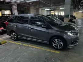 Honda mobilo E CVT 2021 ( HARGA NETT )